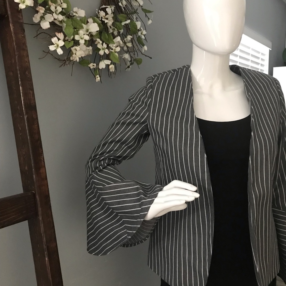 Harlowe & Graham striped flare sleeve blazer